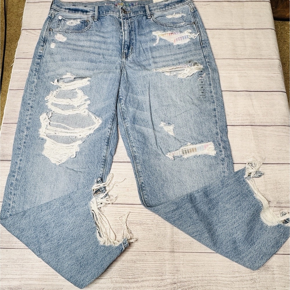 American Eagle Jeans 90s Straight Pride Rainbow 18R Distressed High Rise NWT - Picture 1 of 8